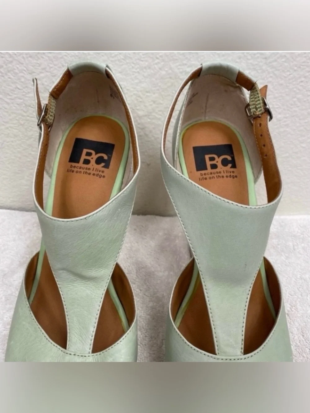 BC Footwear Women's Mint Green Tan Leather Platform Sandal Wedge Size 8.5 Boho
